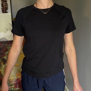 Kit & Ace Black T-Shirt